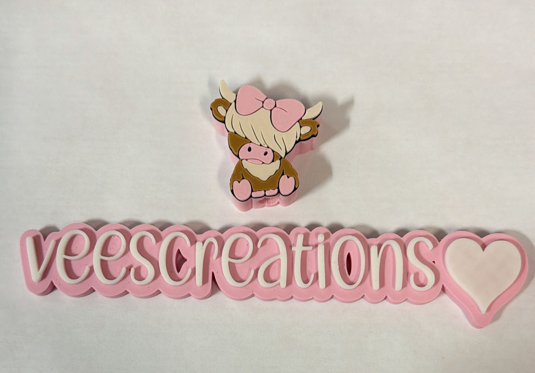#17 Pink Bow Cow 3D Straw Topper
