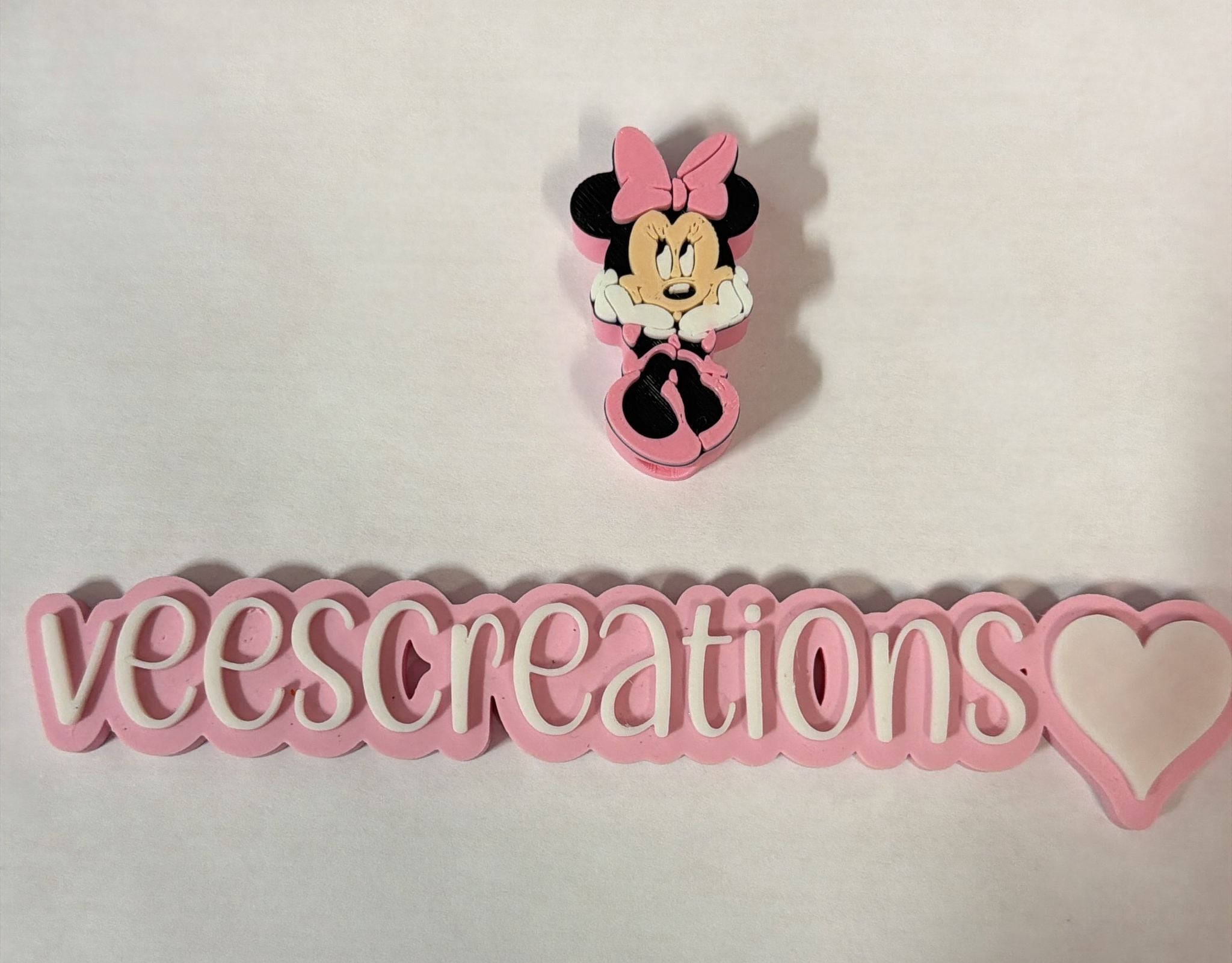 #19 Minnie Mouse 3D Straw Topper