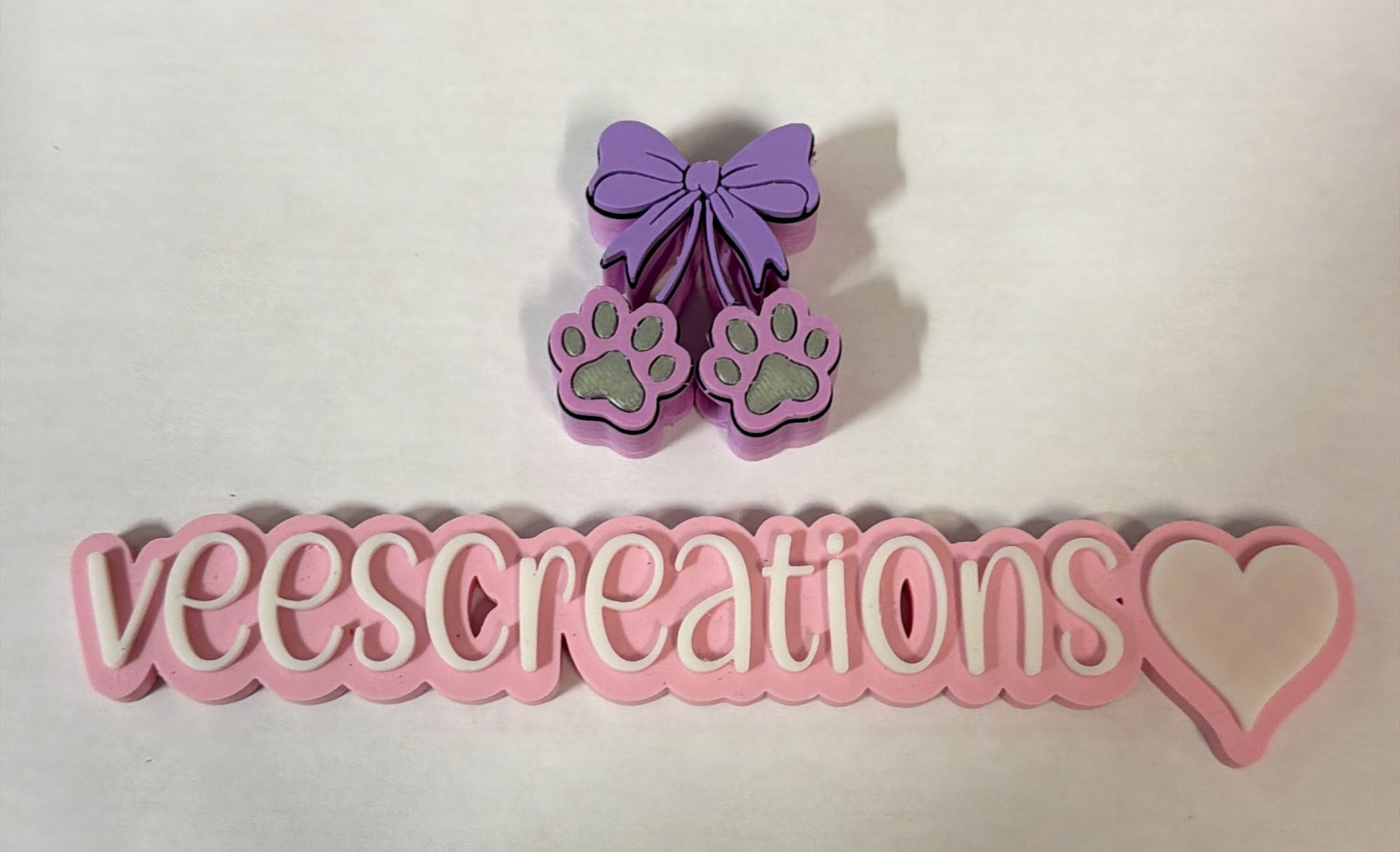 #50 Purple Paws 3D Straw Topper