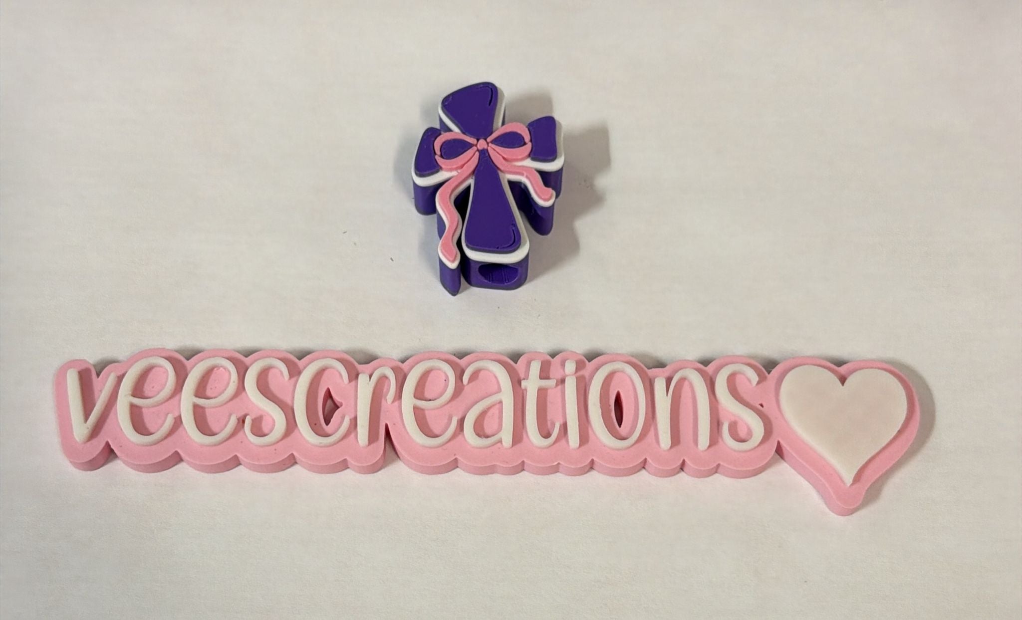 #22 Purple & Pink Cross 3D Straw Topper